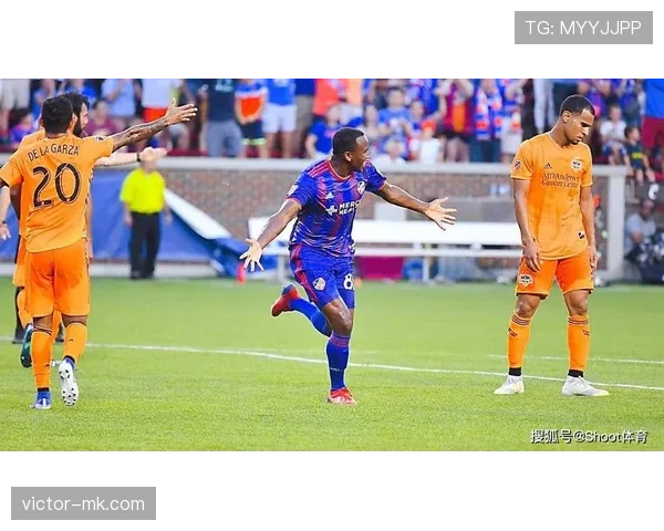 哥伦比亚队状态回暖，边路进攻火力全开彰显强大实力