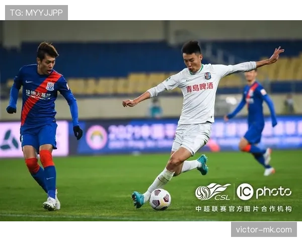 加亚稳固防守再立功,助球队后防线稳如磐石 加亚稳固防守再立功,助球队后防线稳如磐石