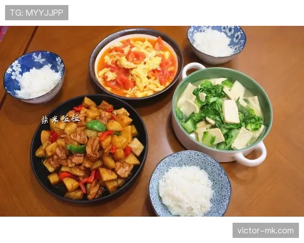 刷到李盈莹家的餐桌，我的外卖都开始自卑了